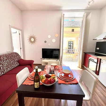 Historic Center Cathedral Apartment Malaga